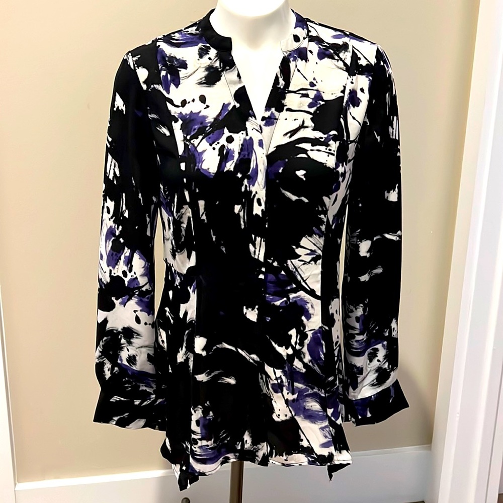 Vera Wang Women’s blouse
